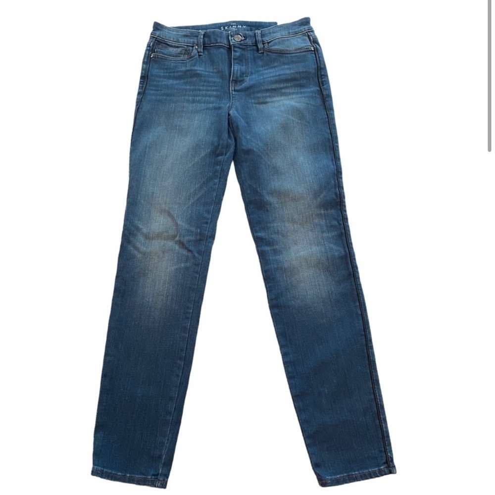 White House Black Market The Mid Rise Skinny Ankle Jean 4 LONG